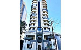 Central Park Flat Residence - Home Time